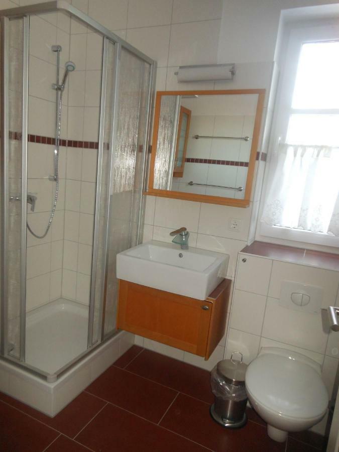 Apartment 2 Waren Mueritz - Haus Buchen Am Tiefwarensee - 2 Zi